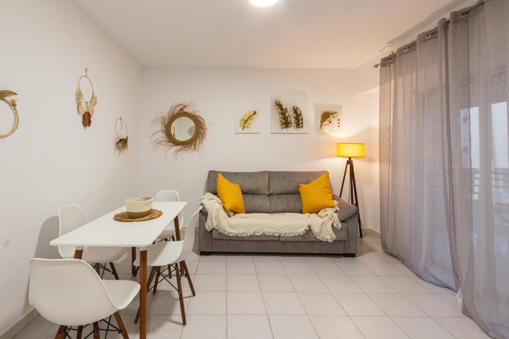 Menabrea Holiday House Near The Beach And Airport Santa Pola Exterior foto