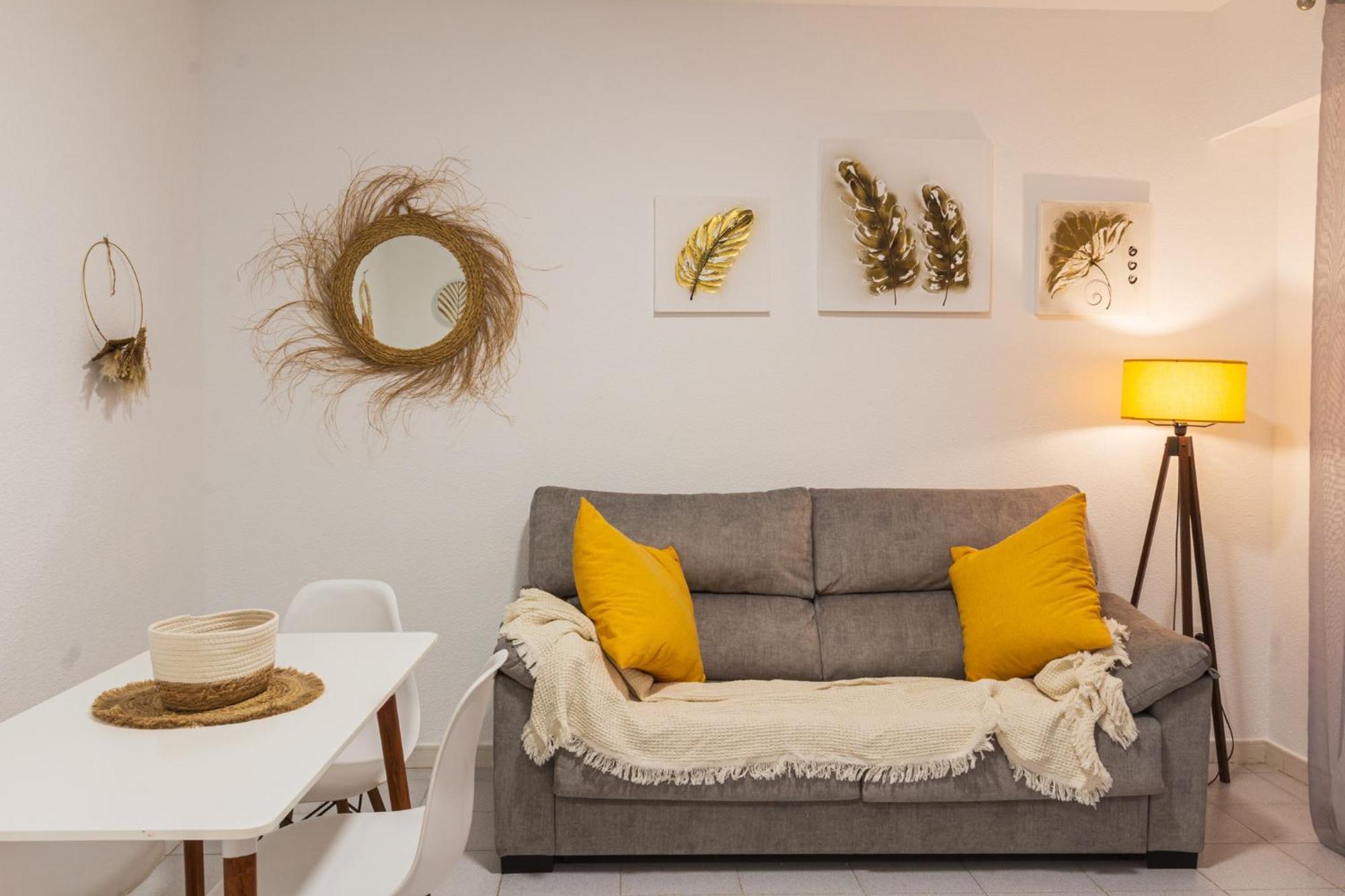 Menabrea Holiday House Near The Beach And Airport Santa Pola Exterior foto